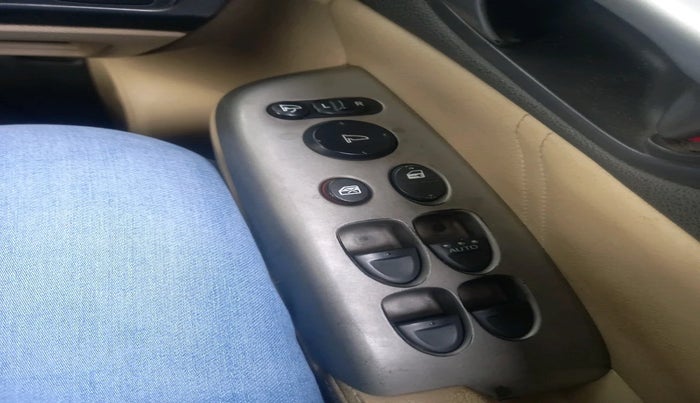 2011 Honda Civic 1.8L I-VTEC V AT, Petrol, Automatic, 1,01,449 km, interior