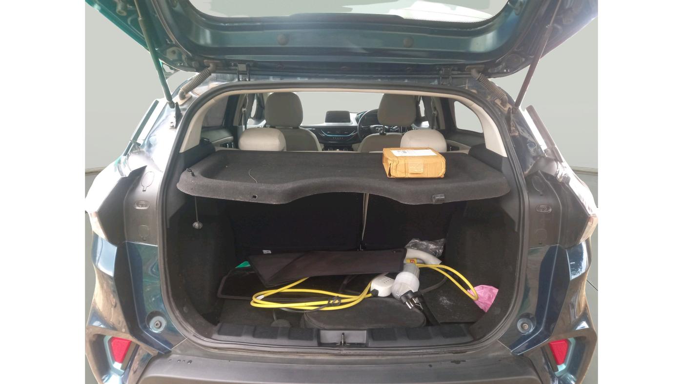 2022 Tata NEXON EV XZ PLUS LUX, Electric, Automatic, 34,073 km, exterior