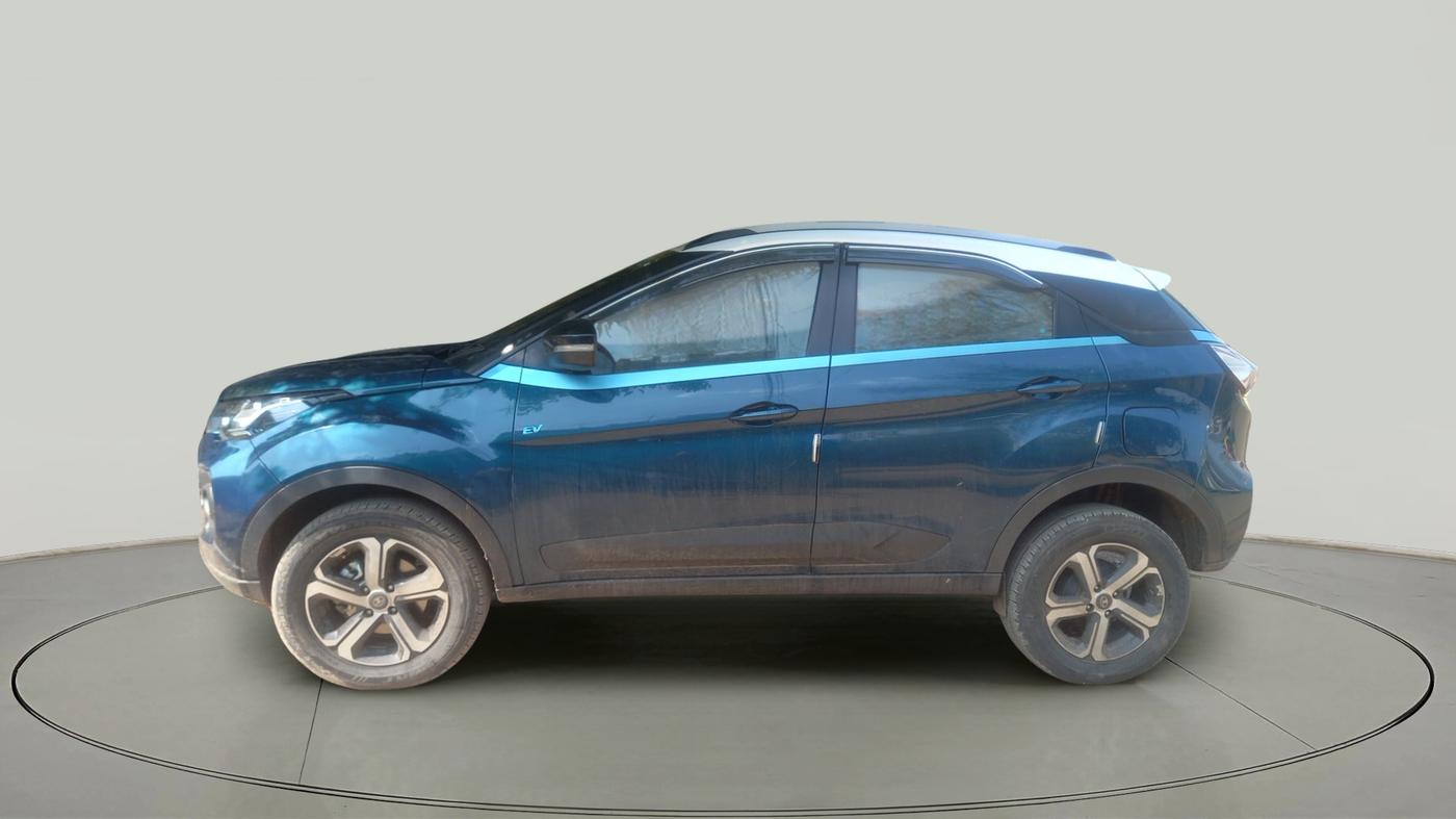 2022 Tata NEXON EV XZ PLUS LUX, Electric, Automatic, 34,073 km, exterior