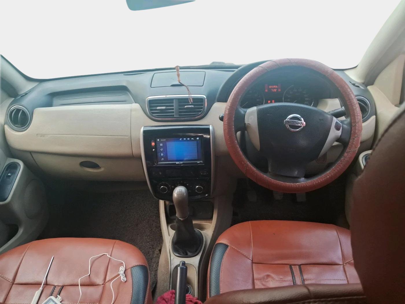 2014 Nissan Terrano XL (D), Diesel, Manual, 1,05,928 km, interior