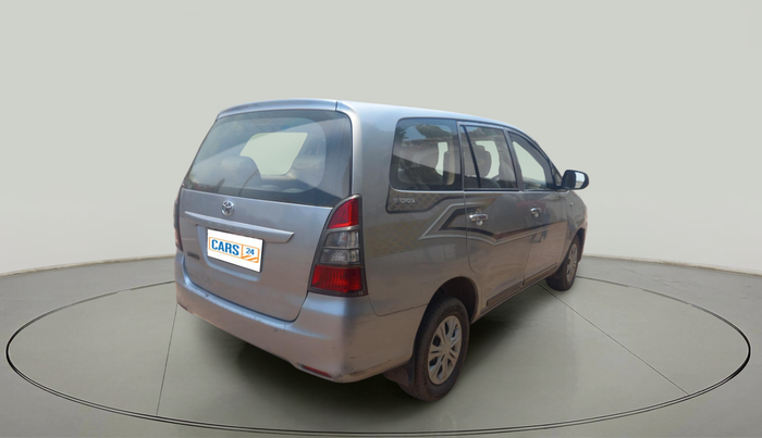 2015 Toyota Innova 2.5 G 7 STR, Diesel, Manual, 2,19,000 km, exterior
