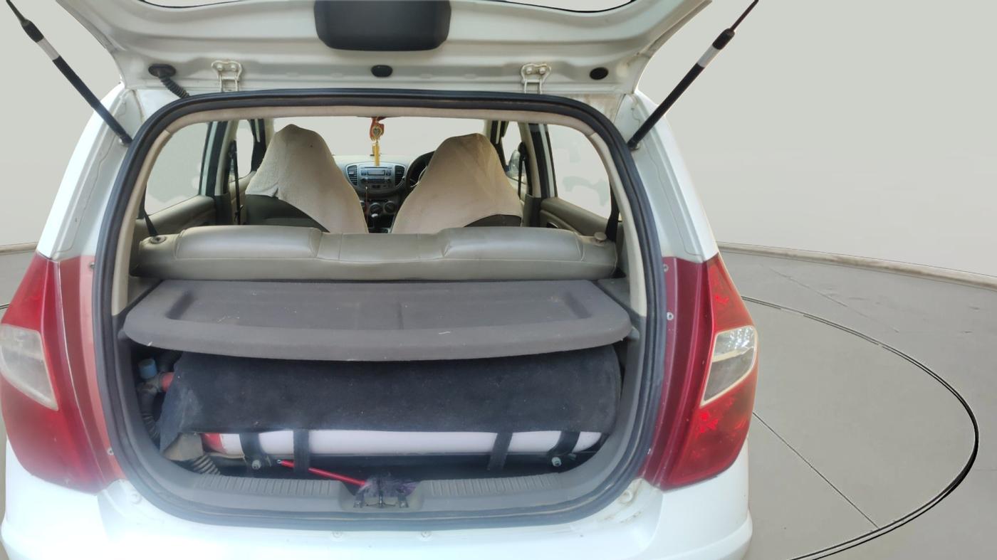 2011 Hyundai i10 MAGNA 1.1, Petrol, Manual, 79,710 km, exterior
