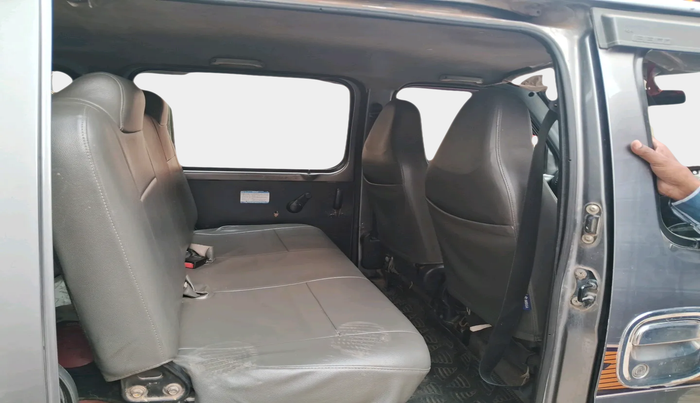 2021 Maruti Eeco 7 STR, Petrol, Manual, 82,362 km, interior