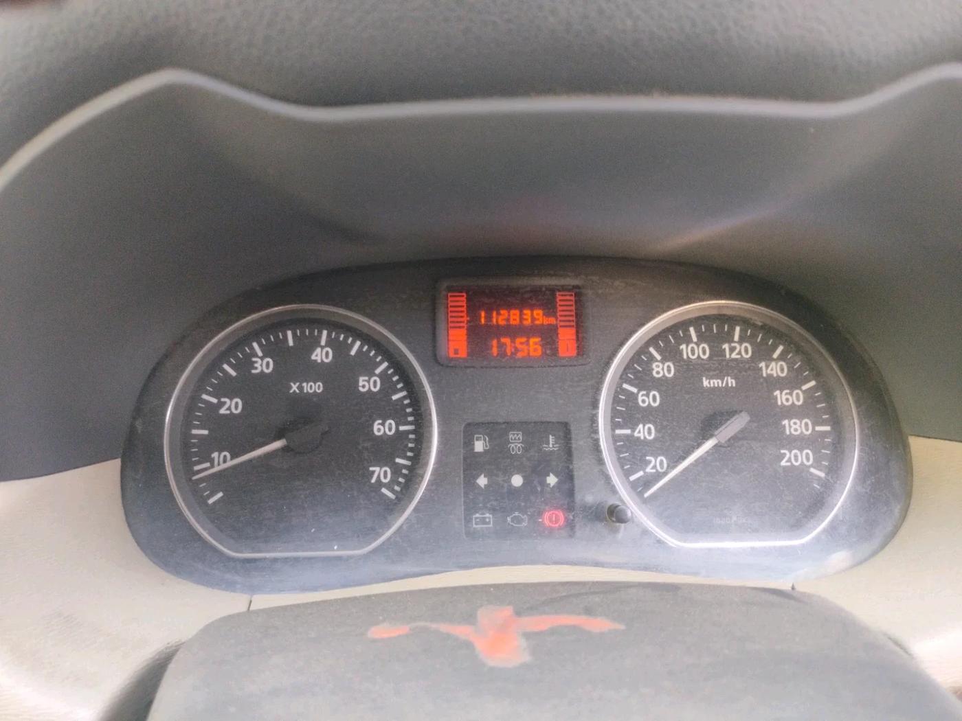 2014 Nissan Terrano XL (D), Diesel, Manual, 1,12,839 km, interior