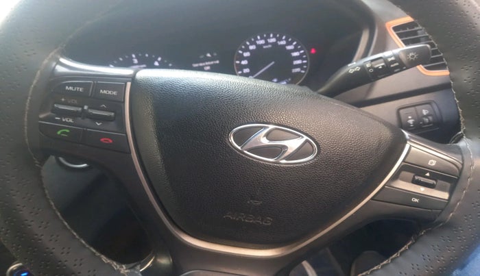 2016 Hyundai i20 Active 1.4, Diesel, Manual, 1,17,033 km, interior