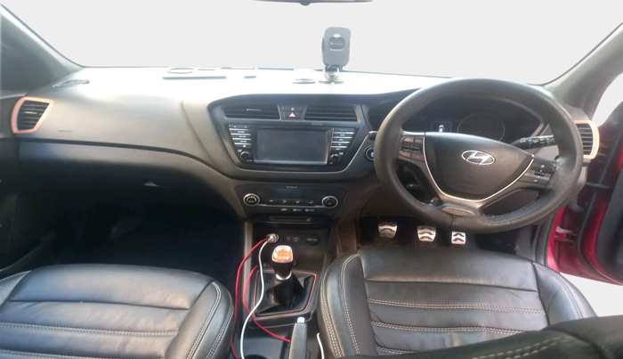 2016 Hyundai i20 Active 1.4, Diesel, Manual, 1,17,033 km, interior