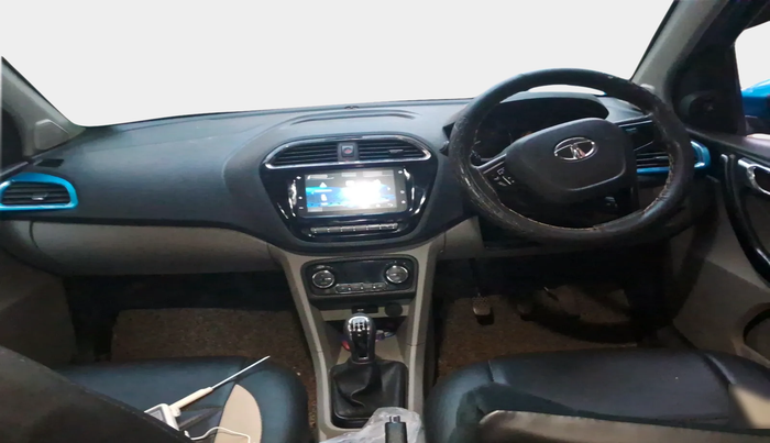 2019 Tata Tiago XZ PLUS DUAL TONE PETROL, Petrol, Manual, 41,975 km, interior