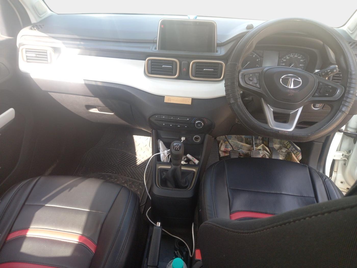 2021 Tata PUNCH ACCOMPLISHED MT, Petrol, Manual, 44,144 km, interior