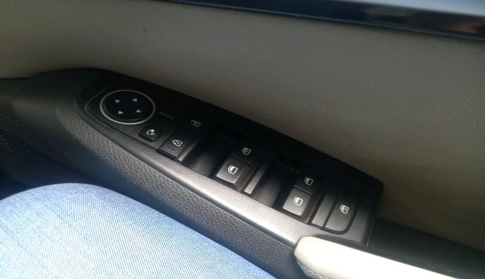 2020 KIA SELTOS HTX 1.5 PETROL, Petrol, Manual, 50,175 km, interior