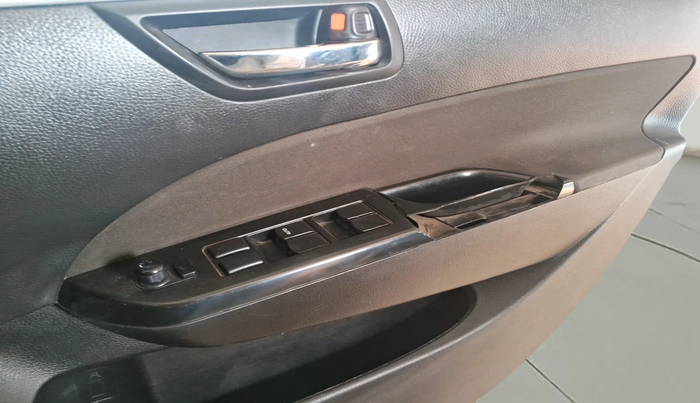 2015 Maruti Swift VXI, Petrol, Manual, 73,609 km, interior