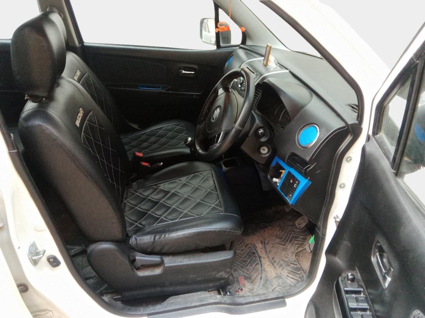 2014 Maruti Wagon R Stingray VXI, Petrol, Manual, 57,050 km, interior