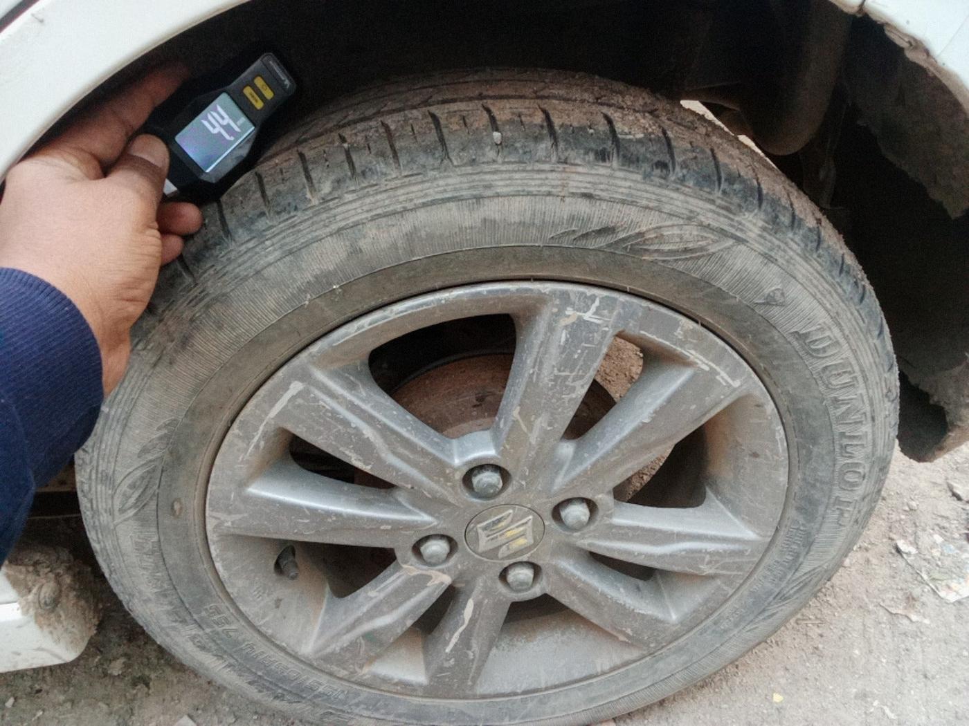 2014 Maruti Wagon R Stingray VXI, Petrol, Manual, 57,050 km, tyre