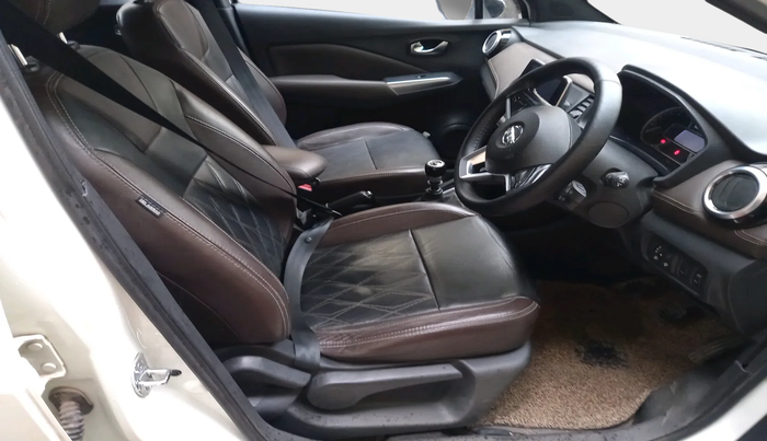 2019 Nissan Kicks XV PREMIUM O DUAL TONE DIESEL, Diesel, Manual, 27,757 km, interior