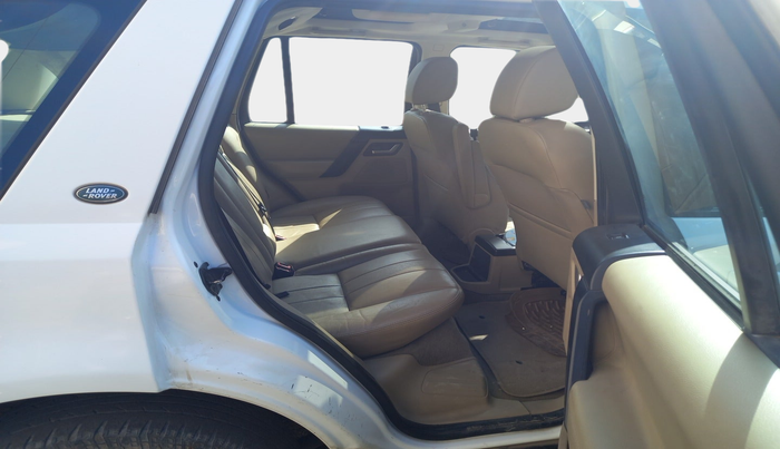 2014 Landrover Freelander 2 TD4 SE, Diesel, Automatic, 1,74,271 km, interior