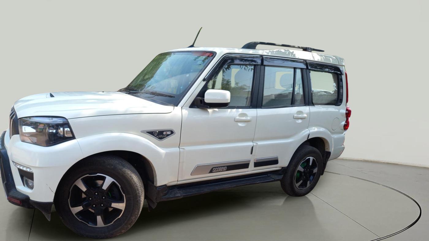 2023 Mahindra SCORPIO CLASSIC S11 7STR, Diesel, Manual, 43,585 km, exterior