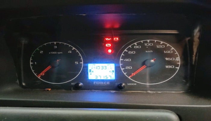 2023 Force Motors Citiline 2.6 l 10 str, Diesel, Manual, 37,157 km, interior