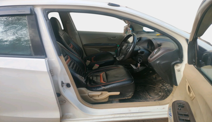 2013 Honda Brio S MT, Petrol, Manual, 80,377 km, interior