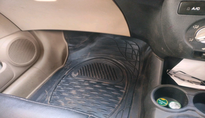 2013 Honda Brio S MT, Petrol, Manual, 80,377 km, interior