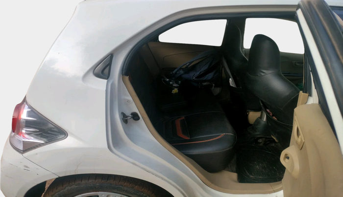 2013 Honda Brio S MT, Petrol, Manual, 80,377 km, interior