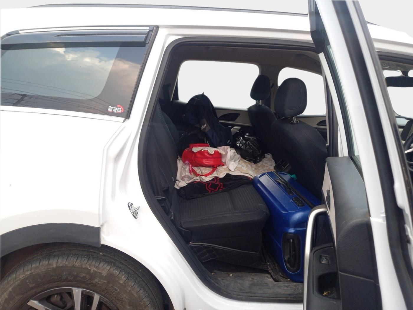2024 Mahindra XUV700 MX D MT 5 STR, Diesel, Manual, 29,772 km, interior