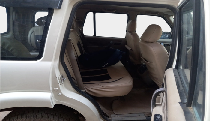 2012 Mahindra Scorpio SLE, Diesel, Manual, 1,30,955 km, interior