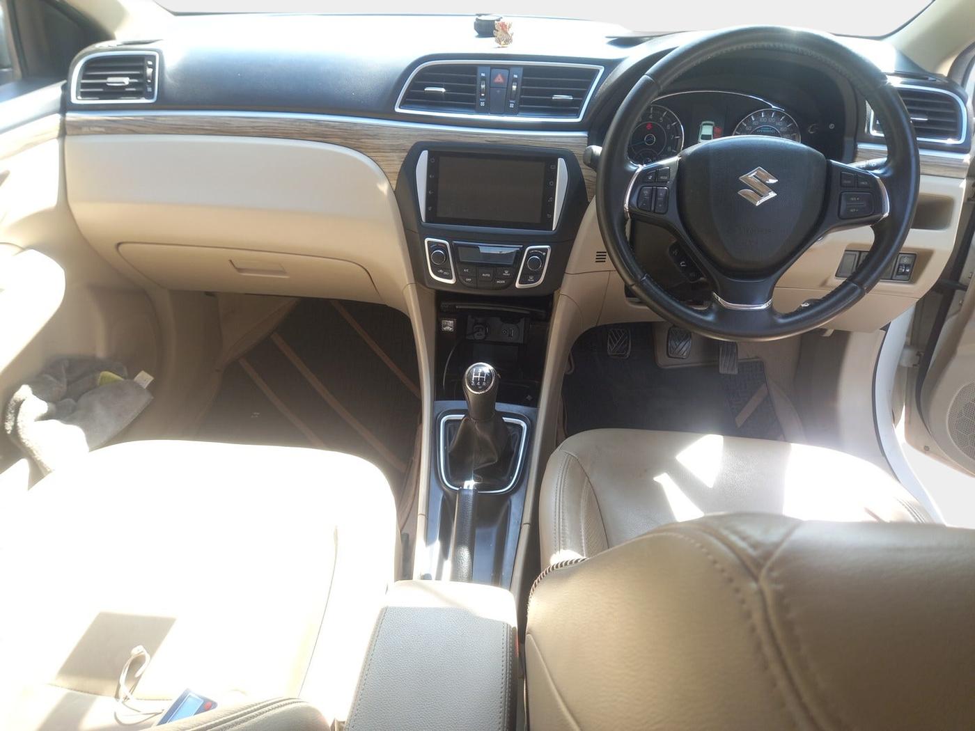 2021 Maruti Ciaz ALPHA 1.5 SHVS PETROL, Petrol, Manual, 38,633 km, interior