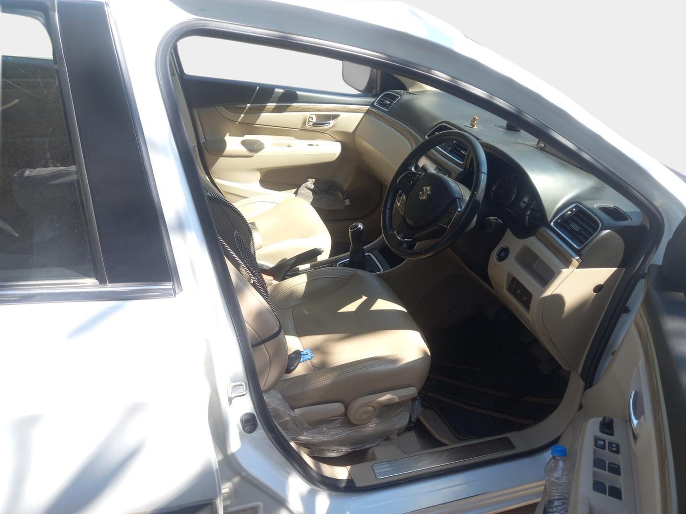 2021 Maruti Ciaz ALPHA 1.5 SHVS PETROL, Petrol, Manual, 38,633 km, interior