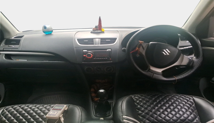 2014 Maruti Swift VDI, Diesel, Manual, 1,79,935 km, interior