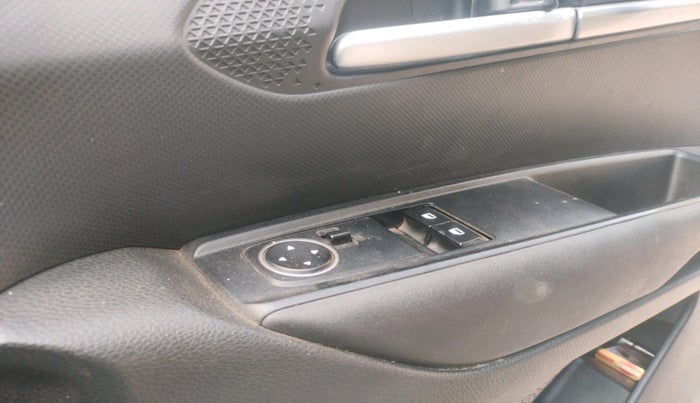 2021 KIA SONET HTE 1.5, Diesel, Manual, 1,24,338 km, interior