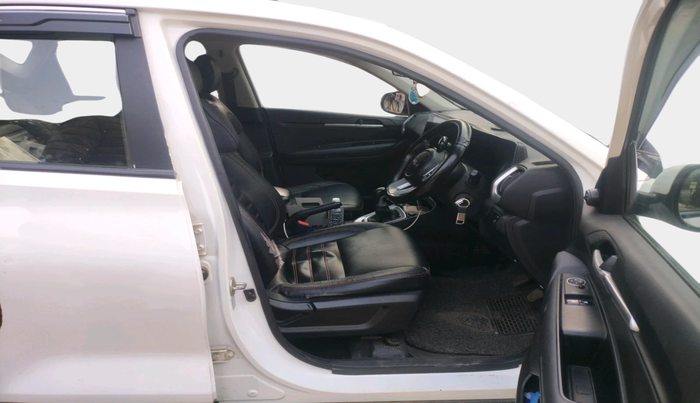 2021 KIA SONET HTE 1.5, Diesel, Manual, 1,24,338 km, interior