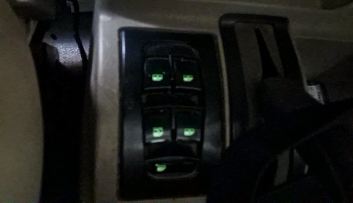 2013 Mahindra Scorpio VLX 2WD BS-III, Diesel, Manual, 1,11,849 km, interior