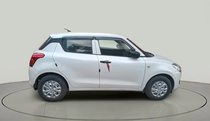 2021 Maruti Swift LXI, Petrol, Manual, 43,809 km, exterior