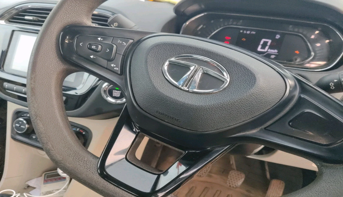 2022 Tata TIGOR XZ PLUS CNG DUAL TONE, Petrol, Manual, 66,768 km, interior