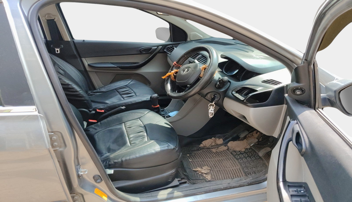 2018 Tata Tiago XT PETROL, Petrol, Manual, 1,23,600 km, interior