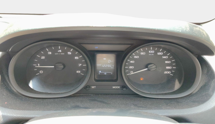 2018 Tata Tiago XT PETROL, Petrol, Manual, 1,23,600 km, interior