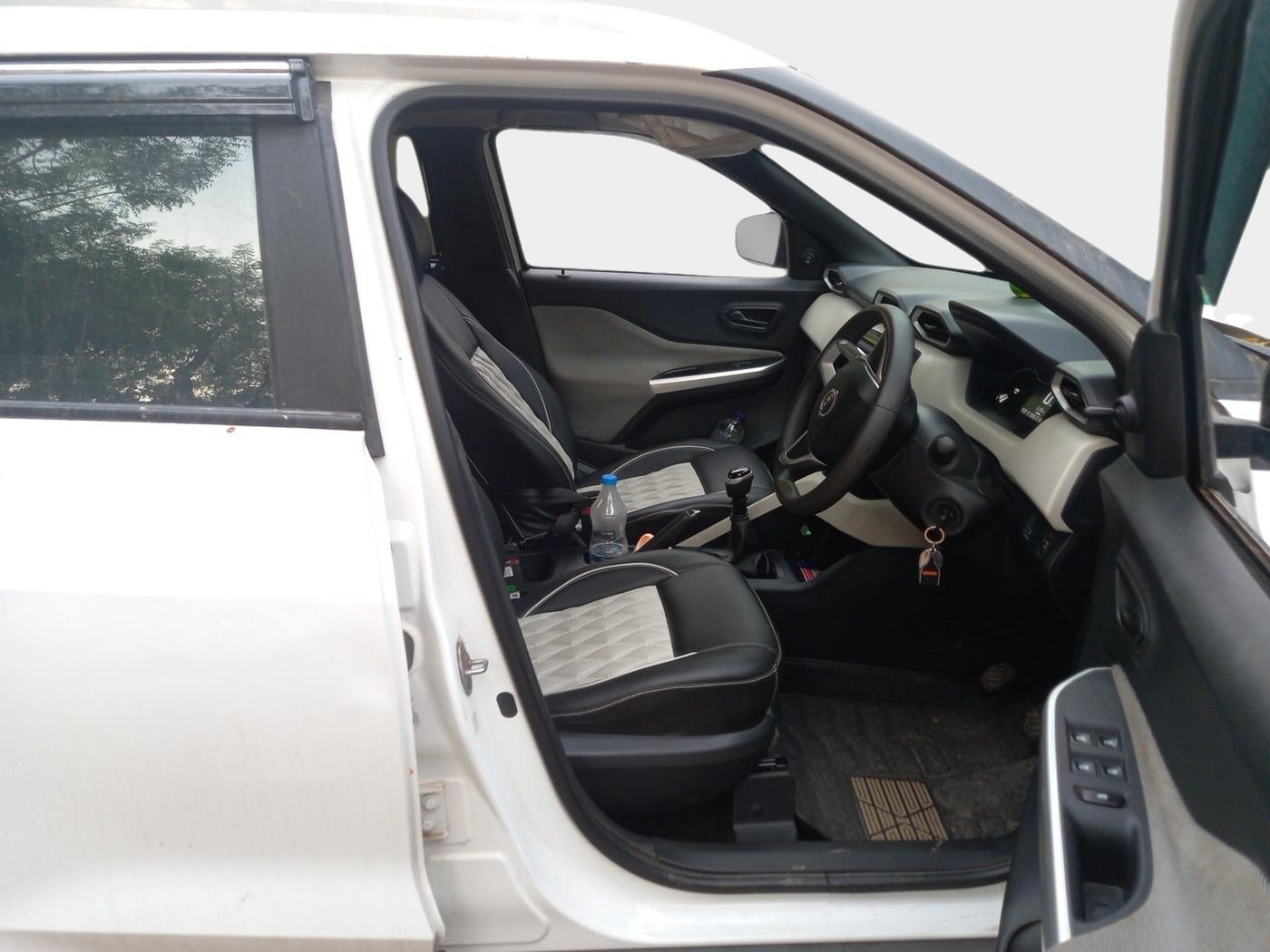 2023 Nissan MAGNITE XE, Petrol, Manual, 6,157 km, interior