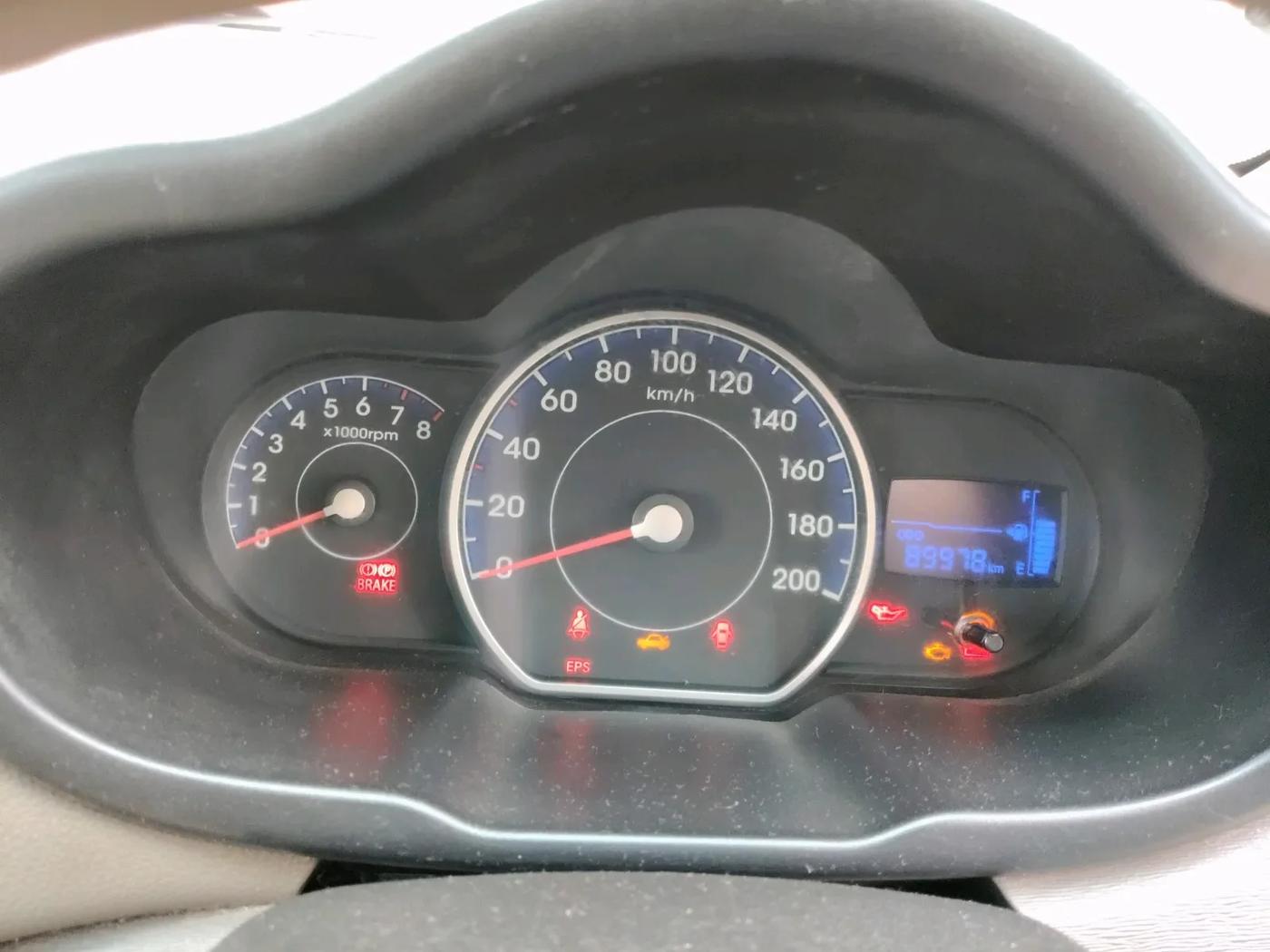 2012 Hyundai i10 SPORTZ 1.2, Petrol, Manual, 90,653 km, interior