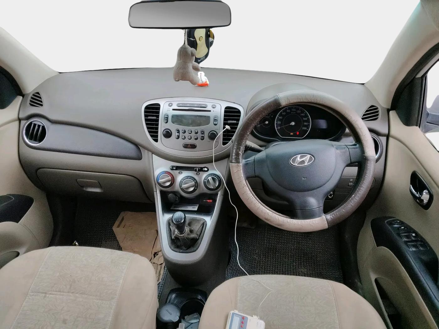 2012 Hyundai i10 SPORTZ 1.2, Petrol, Manual, 90,653 km, interior