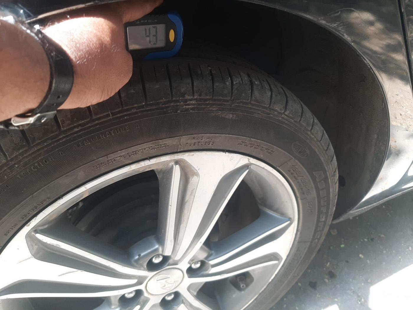 2019 Hyundai Verna 1.6 CRDI SX + AT, Diesel, Automatic, 1,45,484 km, tyre