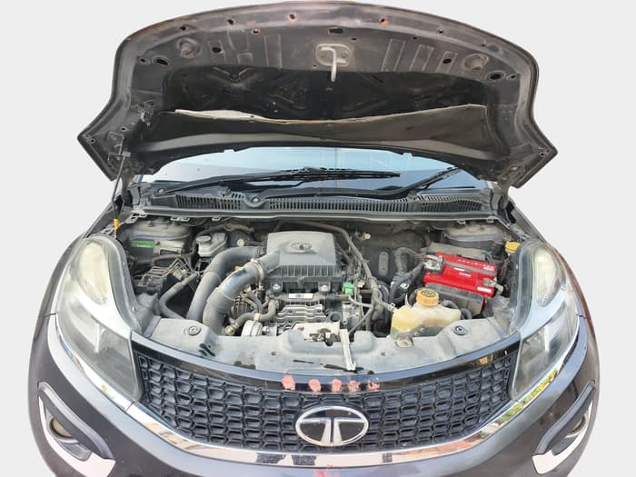 2018 Tata NEXON XM PETROL, Petrol, Manual, 95,807 km, exterior