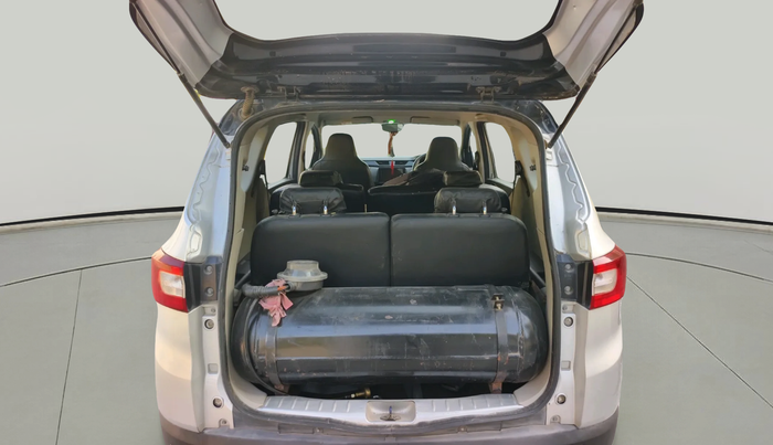 2022 Renault TRIBER RXT, Petrol, Manual, 1,55,132 km, exterior