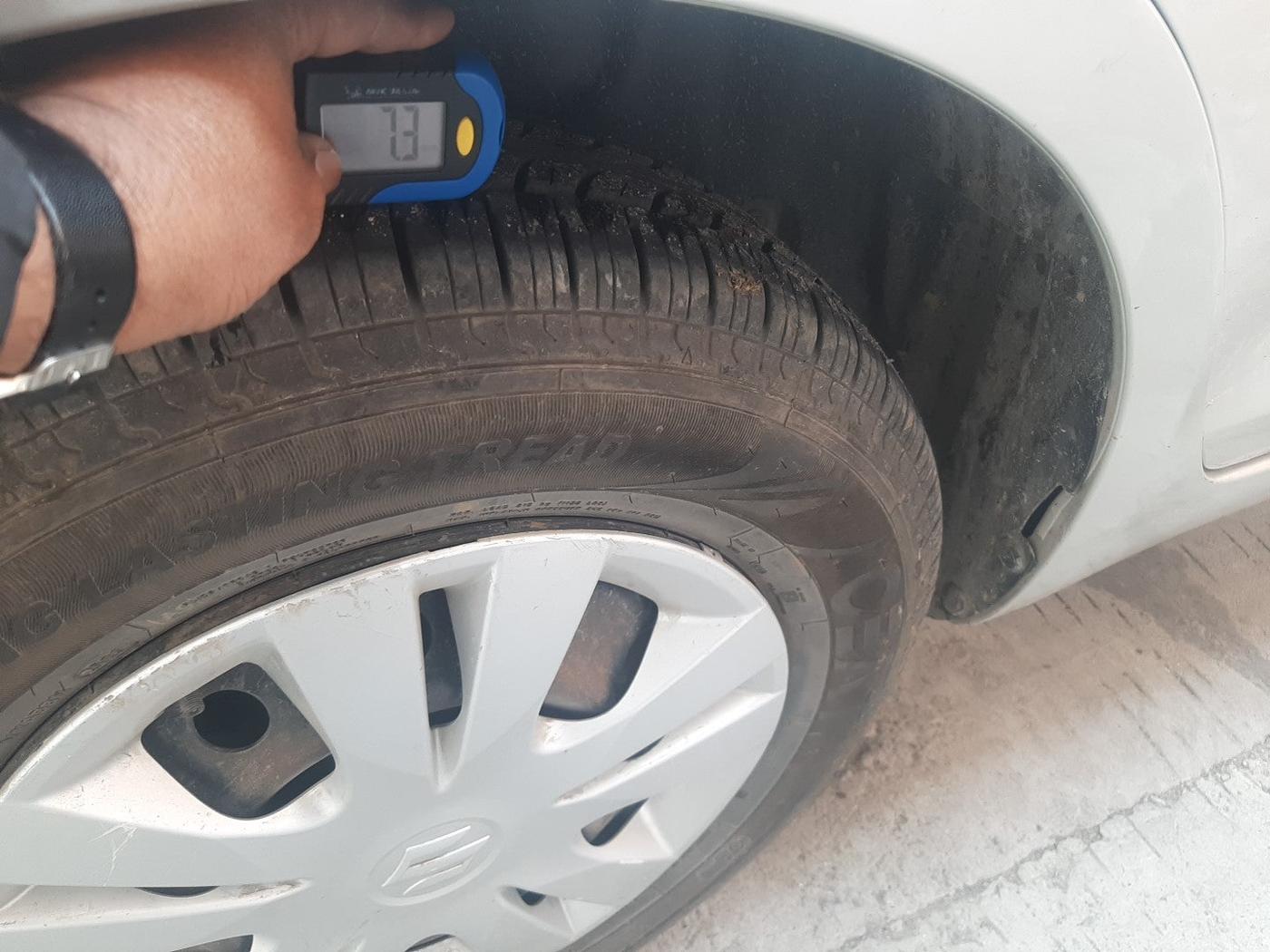 2014 Maruti Swift Dzire VDI, Diesel, Manual, 82,249 km, tyre