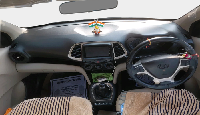 2020 Hyundai NEW SANTRO SPORTZ EXECUTIVE MT CNG, Petrol, Manual, 1,11,487 km, interior