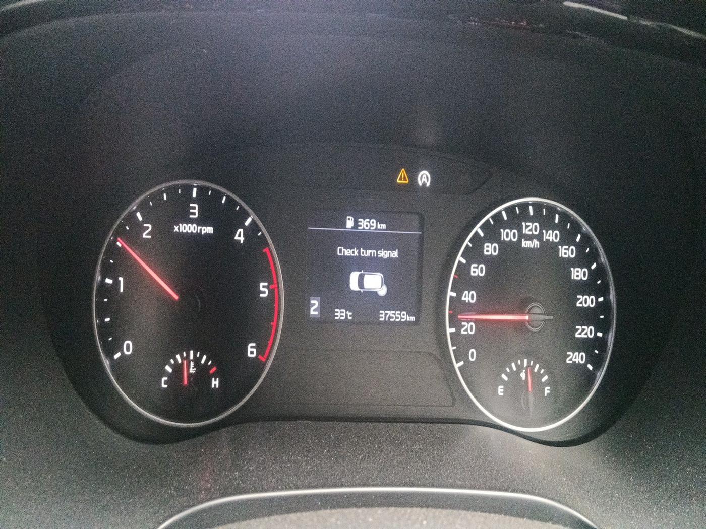 2023 KIA SELTOS HTK PLUS 1.5 DIESEL IMT, Diesel, Manual, 37,559 km, interior