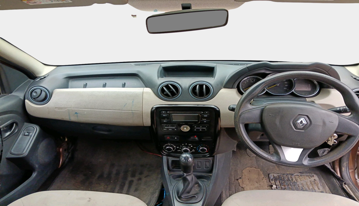 2015 Renault Duster 85 PS RXL DIESEL, Diesel, Manual, 1,44,819 km, interior