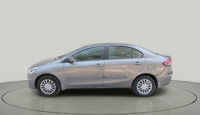 2017 Maruti Ciaz SIGMA DIESEL 1.3, Diesel, Manual, 1,03,781 km, exterior