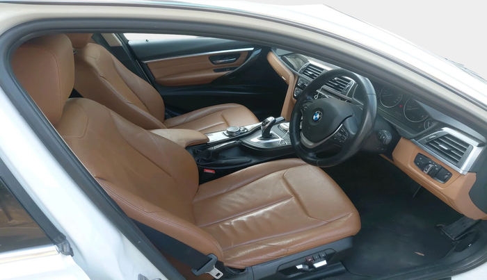 2016 BMW 3 Series 320d Luxury Line, Diesel, Automatic, 86,156 km, interior