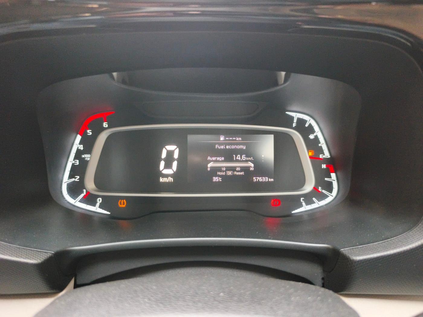 2022 KIA SONET HTX PLUS 1.5, Diesel, Manual, 57,633 km, interior