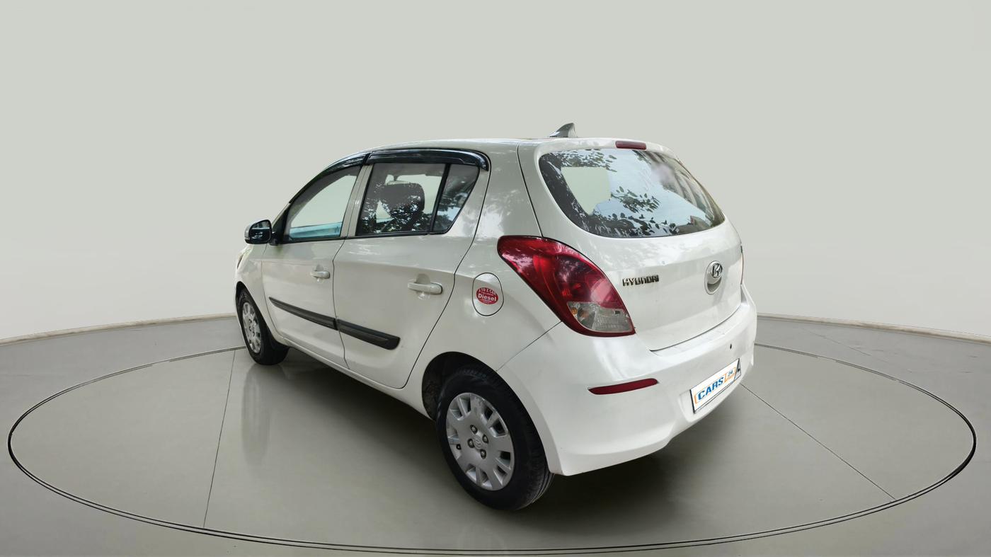 2012 Hyundai i20 MAGNA 1.4 CRDI, Diesel, Manual, 88,000 km, exterior