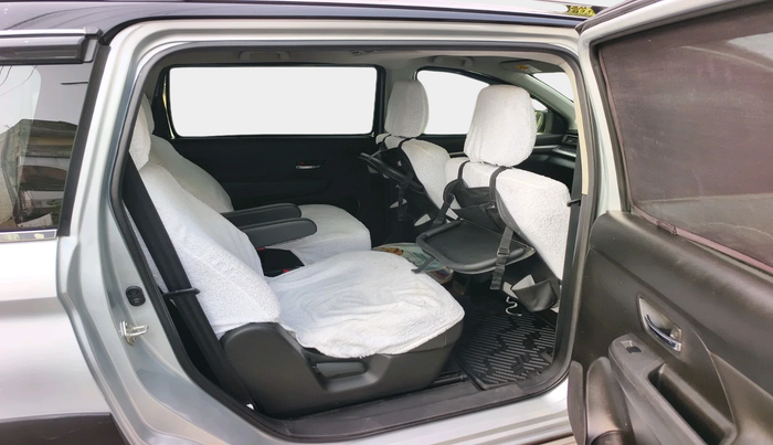 2024 Maruti XL6 ALPHA PLUS AT, Petrol, Automatic, 39,606 km, interior